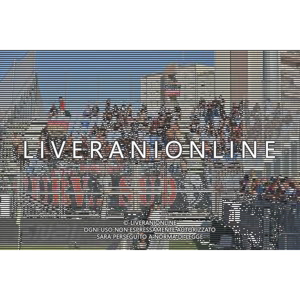 27-9-2023. Cagliari calcio-A.C. Milan. 6° giornata campionato calcio italiano Serie A 2023/2024, Stadio Unipol Domus Cagliari. Foto Salvatore Moi/Agenzia Aldo Liverani s.a.s. Nella foto: Tifosi Milan in trasferta, nel settore ospiti dello stadio Unipol Domus di Cagiari ©MOI SALVATORE / AGENZIA ALDO LIVERANI SAS