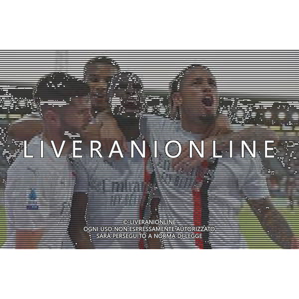 27-9-2023. Cagliari calcio-A.C. Milan. 6° giornata campionato calcio italiano Serie A 2023/2024, Stadio Unipol Domus Cagliari. Foto Salvatore Moi/Agenzia Aldo Liverani s.a.s. Nella foto: Gol ed esultanza Milan in trasferta contro il Cagliari, nello stadio Unipol Domus di Cagliari. Segna: Fikayo Tomori Milan ©MOI SALVATORE / AGENZIA ALDO LIVERANI SAS