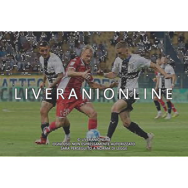 Giuseppe Sibilli (SSC Bari) and Nahuel Estévez (Parma Calcio) during the Italian Serie B match Parma Calcio vs SSC Bari on September 27, 2023 at the Ennio Tardini stadium in Parma, Italy. Photo by Emmanuele Mastrodonato/ag. Aldo Liverani sas