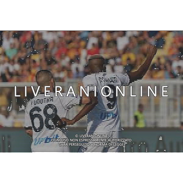 Victor Osimhen (SSC Napoli) celebrates after scoring a goal during the Italian soccer Serie A match US Lecce vs SSC Napoli on September 30, 2023 at Via del Mare Stadium in Lecce, Italy. Photo by Emmanuele Mastrodonato/ag. Aldo Liverani sas/AGENZIA ALDO LIVERANI SAS