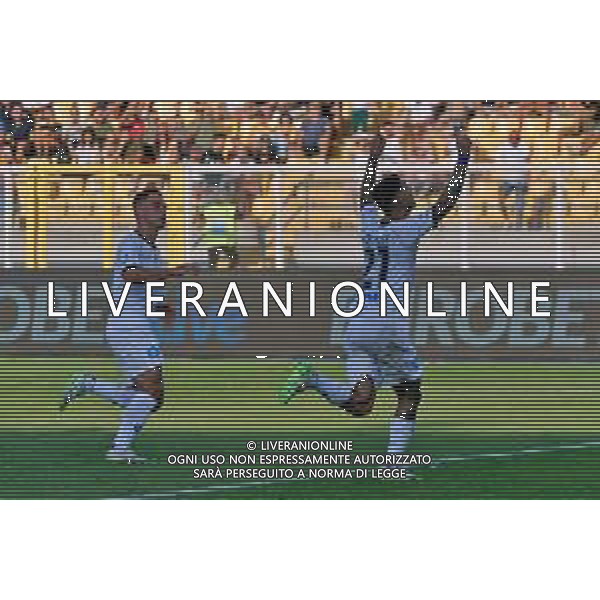 Matteo Politano (SSC Napoli) celebrates after scoring a goal during the Italian soccer Serie A match US Lecce vs SSC Napoli on September 30, 2023 at Via del Mare Stadium in Lecce, Italy. Photo by Emmanuele Mastrodonato/ag. Aldo Liverani sas/AGENZIA ALDO LIVERANI SAS