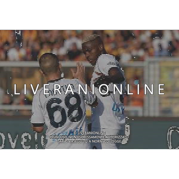 Victor Osimhen (SSC Napoli) celebrates after scoring a goal with Stanislav Lobotka (SSC Napoli) during the Italian soccer Serie A match US Lecce vs SSC Napoli on September 30, 2023 at Via del Mare Stadium in Lecce, Italy. Photo by Emmanuele Mastrodonato/ag. Aldo Liverani sas/AGENZIA ALDO LIVERANI SAS