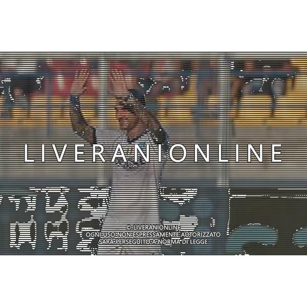 Matteo Politano (SSC Napoli) celebrates after scoring a goal during the Italian soccer Serie A match US Lecce vs SSC Napoli on September 30, 2023 at Via del Mare Stadium in Lecce, Italy. Photo by Emmanuele Mastrodonato/ag. Aldo Liverani sas/AGENZIA ALDO LIVERANI SAS