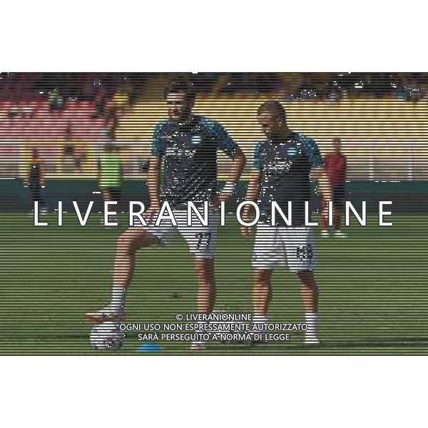 Khvicha Kvaratskhelia (SSC Napoli) and Stanislav Lobotka (SSC Napoli) warm up during the Italian soccer Serie A match US Lecce vs SSC Napoli on September 30, 2023 at Via del Mare Stadium in Lecce, Italy. Photo by Emmanuele Mastrodonato/ag. Aldo Liverani sas/AGENZIA ALDO LIVERANI SAS