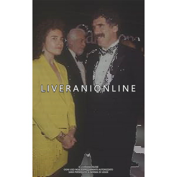 DIAP-RETROSPETTIVA LORY DEL SANTO ATTRICE NELLA FOTO LORY DEL SANTO CON ELLIOTT GOULD A CAMPIONE D\'ITALIA AG ALDO LIVERANI SAS