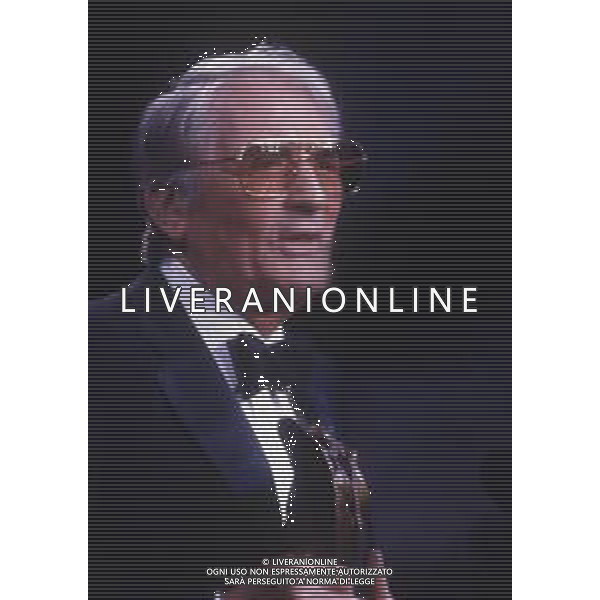 DIAP-RETROSPETTIVA GREGORY PECK ATTORE NELLA FOTO GREGORY PECK A CANNES NELL\'ANNO 1989 AG ALDO LIVERANI SAS 