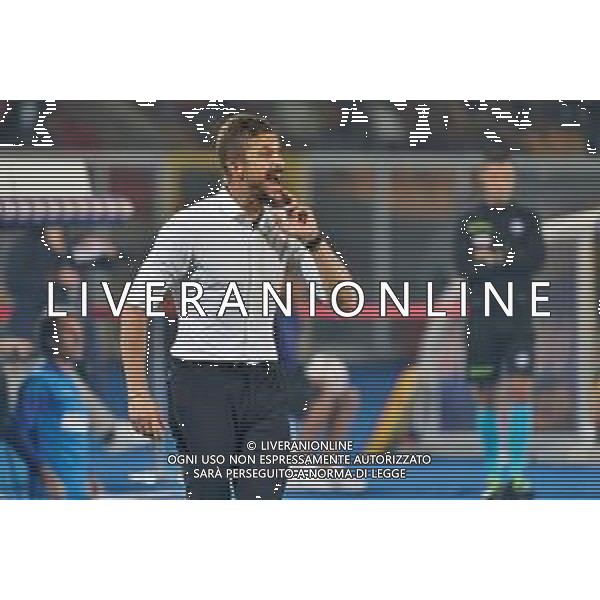 coach Alessio Dionisi of US Sassuolo during the Italian soccer Serie A match US Lecce vs US Sassuolo on October 06, 2023 at Via del Mare Stadium in Lecce, Italy. Photo by Emmanuele Mastrodonato/ag. Aldo Liverani sas / AGENZIA ALDO LIVERANI SAS