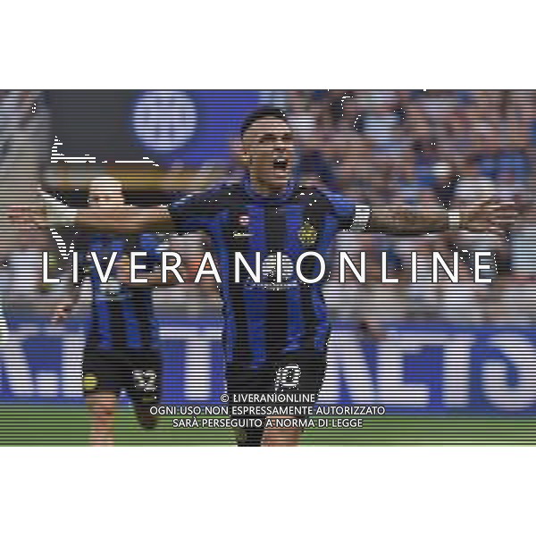 Inter vs Bologna nella foto Lautaro Martinez (Inter) esulta dopo il gol del 2 a 0 Milano 07-10-2023 Stadio Giuseppe Meazza - San Siro Campionato Serie A TIM - 8a giornata foto Roberto Garavaglia/ag. Aldo Liverani sas/ AGENZIA ALDO LIVERANI SAS