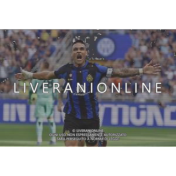 Inter vs Bologna nella foto Lautaro Martinez (Inter) esulta dopo il gol del 2 a 0 Milano 07-10-2023 Stadio Giuseppe Meazza - San Siro Campionato Serie A TIM - 8a giornata foto Roberto Garavaglia/ag. Aldo Liverani sas/ AGENZIA ALDO LIVERANI SAS