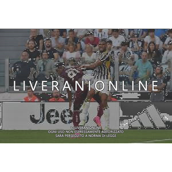 Torino 07.10.2023 Allianz Stadium @Manuela Viganti/Ag. Aldo Liverani sas Juventus vs Torino Campionato Calcio Serie A TIM 2023/2024 8a giornata Nella foto: duvan zapata e gleison bremer ©VIGANTI / AGENZIA ALDO LIVERANI SAS