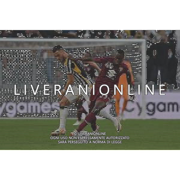 Torino 07.10.2023 Allianz Stadium @Manuela Viganti/Ag. Aldo Liverani sas Juventus vs Torino Campionato Calcio Serie A TIM 2023/2024 8a giornata Nella foto: filip kostic e demba seck ©VIGANTI / AGENZIA ALDO LIVERANI SAS