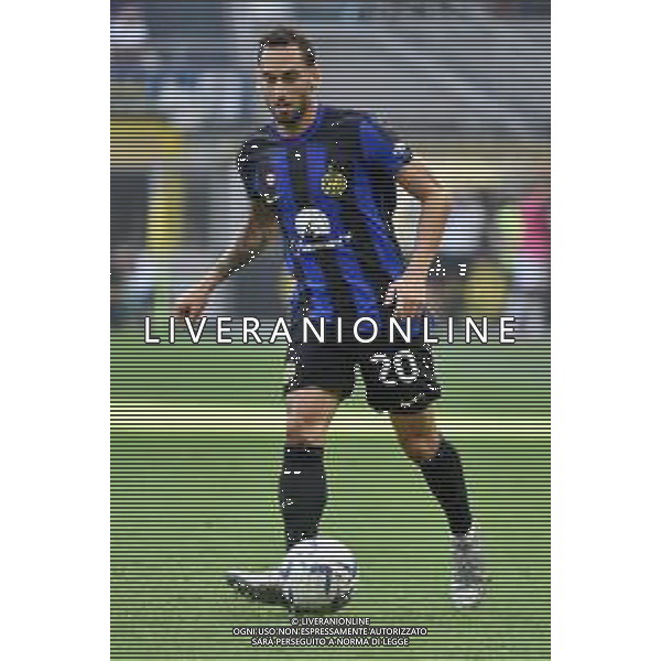 Inter vs Bologna nella foto Hakan Calhanoglu (Inter) Milano 07-10-2023 Stadio Giuseppe Meazza - San Siro Campionato Serie A TIM - 8a giornata foto Roberto Garavaglia/ag. Aldo Liverani sas