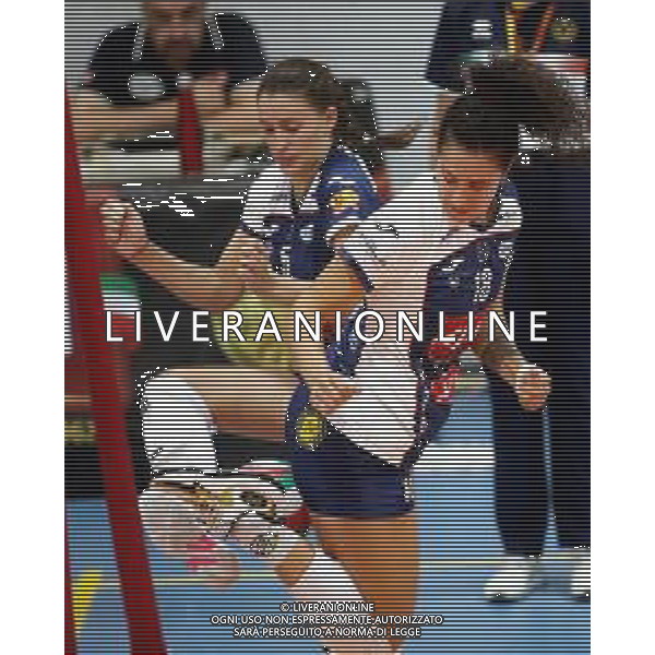 IMOLA 07 10 2023 CLAI IMOLA PALLAVOLO-RAVENNA 3-2 SERIE B1 NELLA FOTO SOFIA CAVALLI E BENEDETTA RIZZO IN DIFESA ©SANNA / AGENZIA ALDO LIVERANI SAS