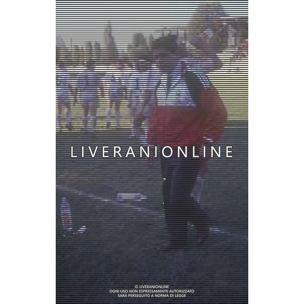 DIAP-RETROSPETTIVA MARK GORDON ELLA ALLENATORE MEDIOLANUM RUGBY NELLA FOTO MARK GORDON ELLA ALLENATORE MEDIOLANUM RUGBY NELL\'ANNO 1992-1993  AG ALDO LIVERANI SAS  