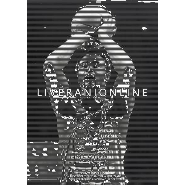 ST-RETROSPETTIVA JOSEPH WASHINGTON BRYANT BASKET NELLA FOTO JOSEPH WASHINGTON BRYANT NELL\'ANNO 1984 AG ALDO LIVERANI SAS