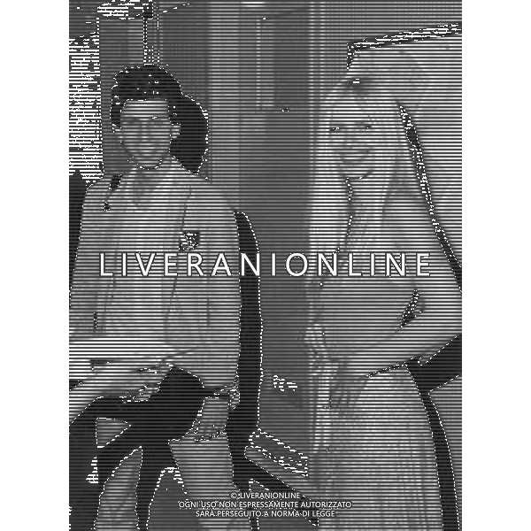 Neg - RETROSPETTIVA ILONA STALLER \'CICCIOLINA\' ATTRICE, PORNO STAR NELLA FOTO CON RICCARDO SCHICCHI NEL PROGRAMMA TELEVISIVO DI ENZO TRAPANI \'C\'ERA DUE VOLTE\' NEL 1980 AG ALDO LIVERANI SAS