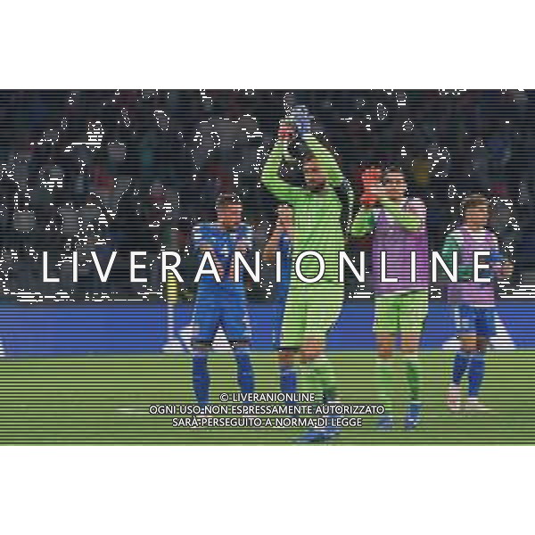 Gianluigi Donnarumma of Italy applauds fans during the UEFA EURO 2024 European qualifier match between Italy and Malta at Stadio San Nicola on October 14, 2023 in Bari, Italy. Photo by Emmanuele Mastrodonato/ag. Aldo Liverani sas