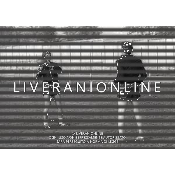 NEG-RETROSPETTIVA GIANNI RIVERA CALCIATORE NELLA FOTO GIANNI RIVERA AD ASIAGO NELL\'ANNO 1975 IN ALLENAMENTO AG ALDO LIVERANI SAS 