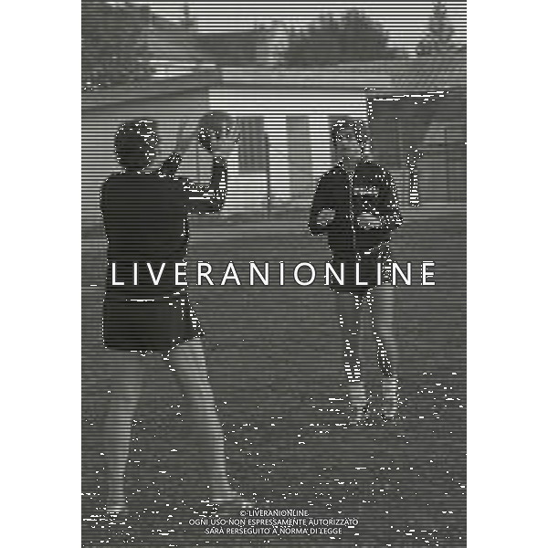 NEG-RETROSPETTIVA GIANNI RIVERA CALCIATORE E DIRIGENTE SPORTIVO NELLA FOTO GIANNI RIVERA ALLENAMENTO AD ASIAGO NELL\'ANNO 1975 AG ALDO LIVERANI SAS