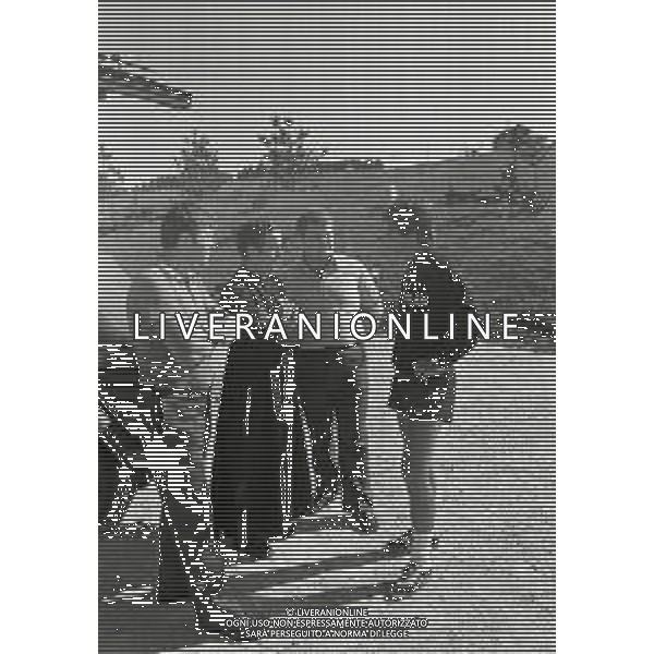 NEG-RETROSPETTIVA GIANNI RIVERA CALCIATORE E DIRIGENTE SPORTIVO NELLA FOTO GIANNI RIVERA ALLENAMENTO AD ASIAGO NELL\'ANNO 1975 AG ALDO LIVERANI SAS