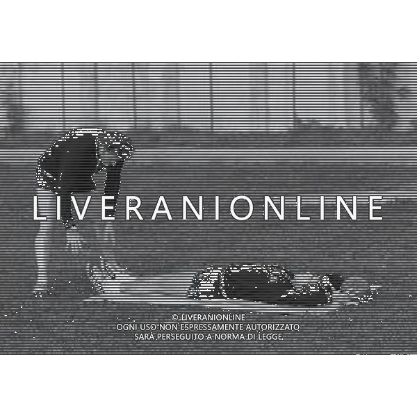 NEG-RETROSPETTIVA GIANNI RIVERA CALCIATORE E DIRIGENTE SPORTIVO NELLA FOTO GIANNI RIVERA ALLENAMENTO AD ASIAGO NELL\'ANNO 1975 AG ALDO LIVERANI SAS