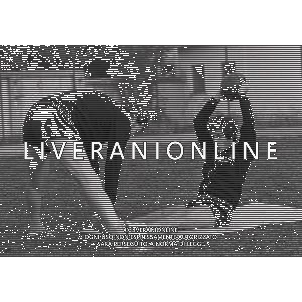 NEG-RETROSPETTIVA GIANNI RIVERA CALCIATORE E DIRIGENTE SPORTIVO NELLA FOTO GIANNI RIVERA ALLENAMENTO AD ASIAGO NELL\'ANNO 1975 AG ALDO LIVERANI SAS
