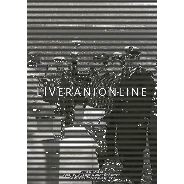 NEG-RETROSPETTIVA GIANNI RIVERA CALCIATORE NELLA FOTO GIANNI RIVERA CON IL SINDACO CARLO TOGNOLI E IL PRESIDENTE DEL MILAN FELICE COLOMBO NELL\'ANNO 1978 A SAN SIRO MILANO PREMIATO PER LE 500 PARTITE CON IL MILAN AG ALDO LIVERANI SAS  