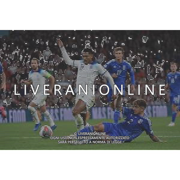 TVRG Inghilterra vs Italia nella foto il contatto in area tra Jude Bellingham (Inghilterra) e Giovanni Di Lorenzo (Italia) giudicato da rigore dall\'arbitro Clement Turpin (FRA) e dal VAR Londra (ENG) 17-10-2023 Wembley Stadium Gruppo C di qualificazione a UEFA EURO 2024 foto Roberto Garavaglia/ag. Aldo Liverani sas