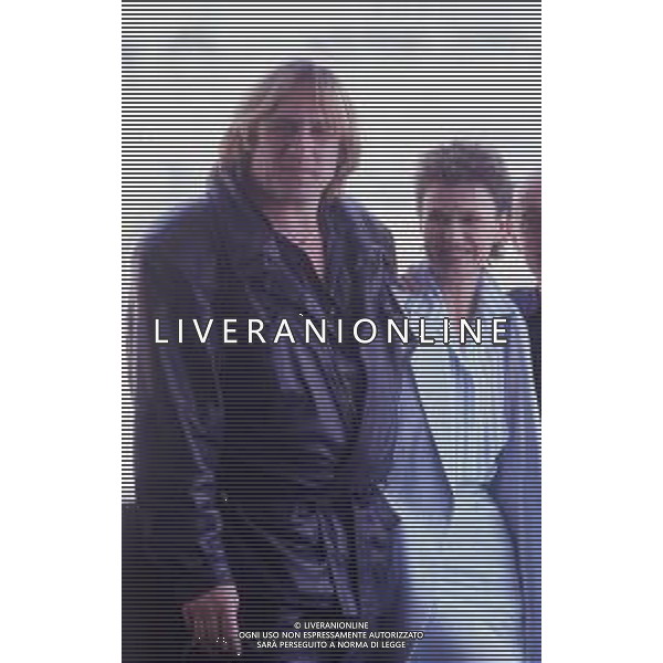 DIAP-RETROSPETTIVA GERARD DEPARDIEU ATTORE NELLA FOTO GERARD DEPARDIEU CON BERTRAND BILIER E MICHEL BLANC A CANNES NELL\'ANNO 1986 AG ALDO LIVERANI SAS