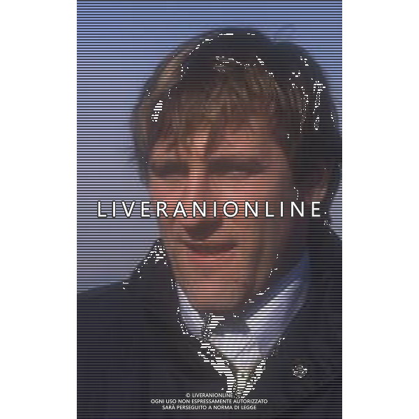 DIAP-RETROSPETTIVA GERARD DEPARDIEU ATTORE NELLA FOTO GERARD DEPARDIEU NELL\'ANNO 1985 A MILANO IN TERRAZZA MARTINI AG ALDO LIVERANI SAS  