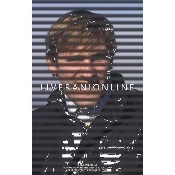 DIAP-RETROSPETTIVA GERARD DEPARDIEU ATTORE NELLA FOTO GERARD DEPARDIEU NELL\'ANNO 1985 A MILANO IN TERRAZZA MARTINI AG ALDO LIVERANI SAS  