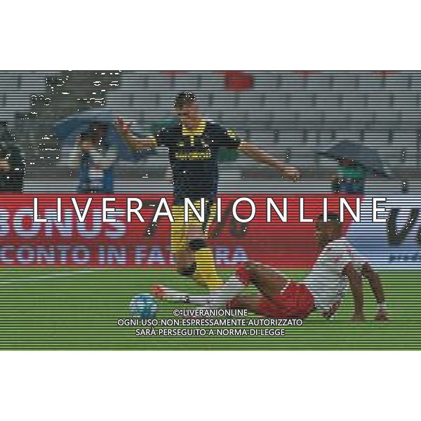 Davide Diaw of SSC Bari and Cristian Cauz of Modena FC during the Italian Serie B match SSC Bari vs Modena FC on October 21, 2023 at the San Nicola stadium in Bari, Italy. Photo by Emmanuele Mastrodonato/ag. Aldo Liverani sas