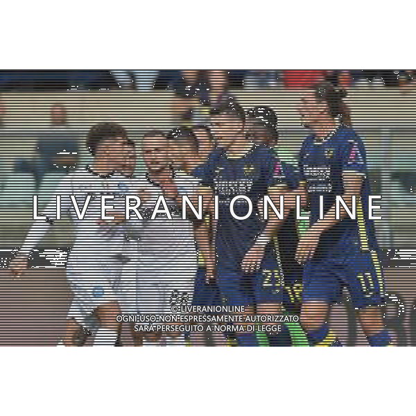 TVRG Hellas Verona vs Napoli nella foto tensione tra i giocatori dopo esultanza di Khvicha Kvaratskhelia (Napoli) dopo il gol del 2 a 0 Verona 21-10-2023 Stadio Marcantonio Bentegodi Campionato Serie A TIM - 9a giornata foto Roberto Garavaglia/ag. Aldo Liverani sas