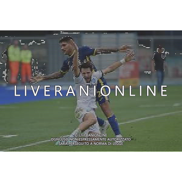 TVRG Hellas Verona vs Napoli nella foto Khvicha Kvaratskhelia (Napoli) e Bruno Amione (Hellas Verona) Verona 21-10-2023 Stadio Marcantonio Bentegodi Campionato Serie A TIM - 9a giornata foto Roberto Garavaglia/ag. Aldo Liverani sas