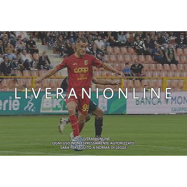 Catanzaro\'s Alfredo Donnarumma in action during the italian soccer Serie B match Us Catanzaro vs Feralpisalò at the Nicola Ceravolo stadium in Catanzaro, Italy on October 21, 2023 foto andrea rosito-ag aldo liverani sas