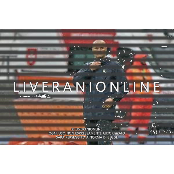 coach Paolo Bianco of Modena FC during the Italian Serie B match SSC Bari vs Modena FC on October 21, 2023 at the San Nicola stadium in Bari, Italy. Photo by Emmanuele Mastrodonato/ag. Aldo Liverani sas