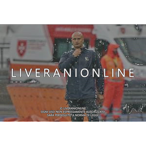 coach Paolo Bianco of Modena FC during the Italian Serie B match SSC Bari vs Modena FC on October 21, 2023 at the San Nicola stadium in Bari, Italy. Photo by Emmanuele Mastrodonato/ag. Aldo Liverani sas