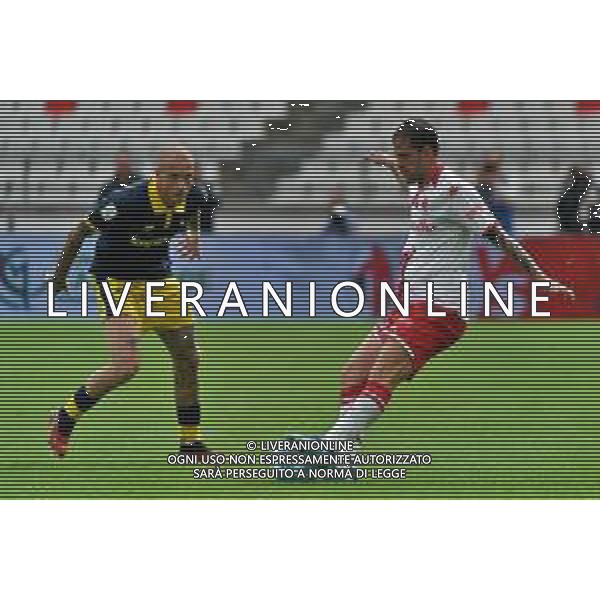Mattia Aramu of SSC Bari during and Antonio Palumbo of Modena FC the Italian Serie B match SSC Bari vs Modena FC on October 21, 2023 at the San Nicola stadium in Bari, Italy. Photo by Emmanuele Mastrodonato/ag. Aldo Liverani sas