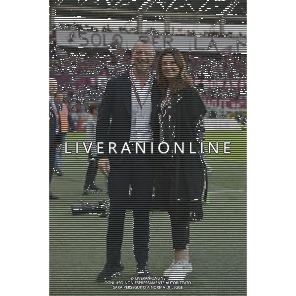 Torino 21.10.2023 Stadio Grande Torino ©Manuela Viganti/Agenzia Aldo Liverani Torino vs Inter Campionato Calcio Serie A TIM 2023/2024 9a giornata Nella foto: amadeus con la moglie giovanna civitillo