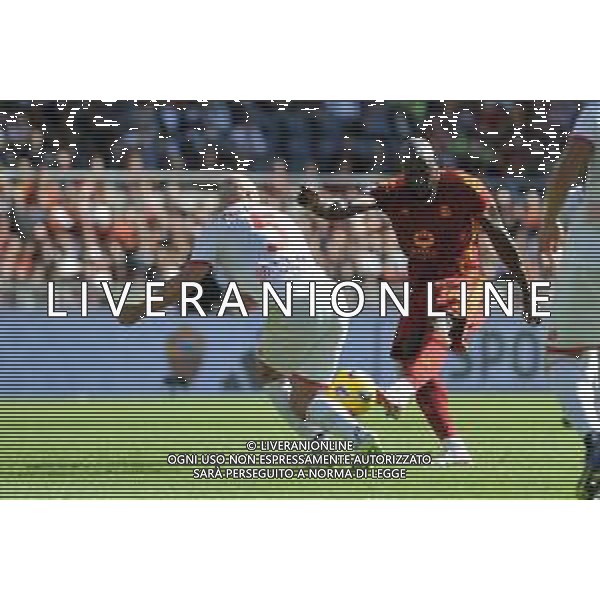 Roma vs Monza - Campionato Serie A TIM - 9 giornata - Stadio Olimpico - Roma 22-10-2023 nella foto Caldirola contrasta Lukaku FOTO FEDERICO GAETANO-AG ALDO LIVERANI SAS