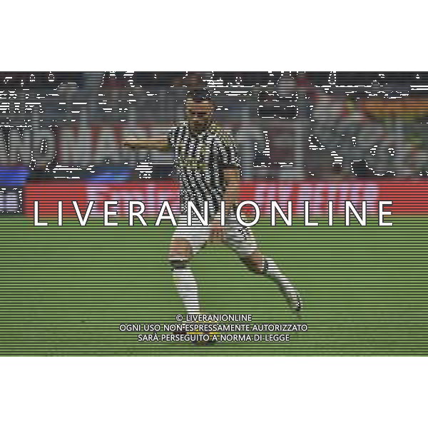 Milan vs Juventus nella foto Filip Kostic (Juventus) Milano 22-10-2023 Stadio Giuseppe Meazza - San Siro Campionato Serie A TIM - 9a giornata foto Roberto Garavaglia/ag. Aldo Liverani sas / AGENZIA ALDO LIVERANI SAS