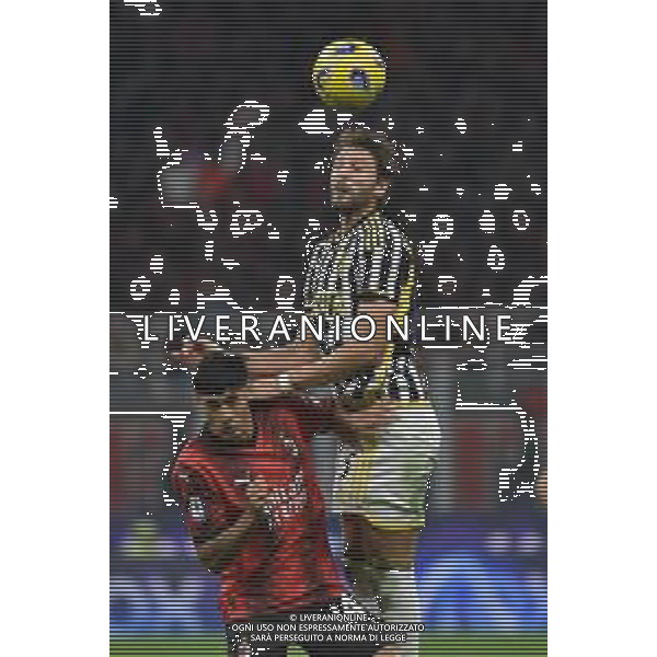 Milan vs Juventus nella foto Tijjani Reijnders (Milan) e Manuel Locatelli (Juventus) Milano 22-10-2023 Stadio Giuseppe Meazza - San Siro Campionato Serie A TIM - 9a giornata foto Roberto Garavaglia/ag. Aldo Liverani sas / AGENZIA ALDO LIVERANI SAS
