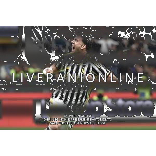 Milan vs Juventus nella foto Dusan Vlahovic (Juventus) esulta dopo il gol dell\'1 a 0 segnato da Manuel Locatelli (Juventus) Milano 22-10-2023 Stadio Giuseppe Meazza - San Siro Campionato Serie A TIM - 9a giornata foto Roberto Garavaglia/ag. Aldo Liverani sas / AGENZIA ALDO LIVERANI SAS