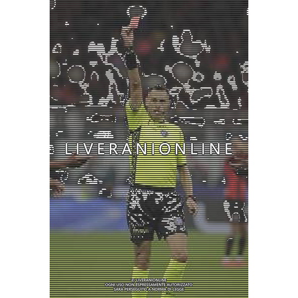 ARBITRO MAURIZIO MARIANI ESTRAE IL CARTELLINO ROSSO PER L\'EPULSIONE DI THIAW -Milan vs Juventus Campionato Calcio Serie A TIM Milano 22-10-2023 ©PAOLO GIAMPIETRI / AGENZIA ALDO LIVERANI SAS