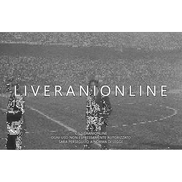 NEG-RETROSPETTIVA GIANNI RIVERA CALCIATORE NELLA FOTO FELICE COLOMBO PER L\'ANNUNCIO DELL\'ADDIO AL CALCIO GIOCATO DI GIANNI RIVERA NELL\'ANNO 1979 ALLO STADIO SAN SIRO DI MILANO AG ALDO LIVERANI SAS 