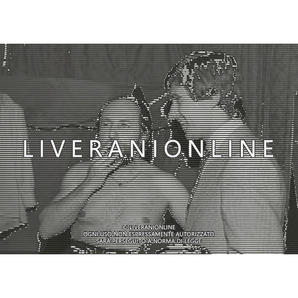 NEG-RETROSPETTIVA GIANNI RIVERA CALCIATORE NELLA FOTO GIANNI RIVERA CON ENRICO BERUSCHI ALLA PRIMA TEATRALE DELLO SPETTACOLO “L\'ANGELO AZZURRO“ A MILANO NELL\'ANNO 1979 AG ALDO LIVERANI SAS 