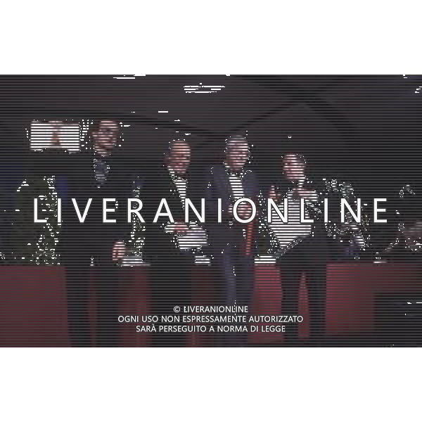 DIAP-RETROSPETTIVA WIM WENDERS REGISTA NELLA FOTO WIM WENDERS VINCE LA PALMA D\'ORO A CANNES -FRANCISCO RABAL BERTRAND TAVERNIER E ALFREDO LANDA NELL\'ANNO 1984 A CANNES AG ALDO LIVERANI SAS 