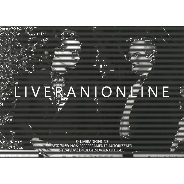 NEG-RETROSPETTIVA WIM WENDERS REGISTA NELLA FOTO WIM WENDERS VINCE LA PALMA D\'ORO A CANNES - BERTRAND TAVERNIER NELL\'ANNO 1984 AG ALDO LIVERANI SAS