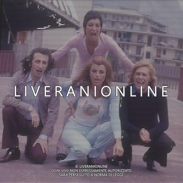 COL-RETROSPETTIVA COMPLESSO MUSICALE DEI RICCHI E POVERI I COMPONENTI DEL GRUPPO MUSICALE DEI RICCHI E POVERI ANGELO SOTGIU-FRANCO GATTI-MARINA OCCHIENA E ANGELA BRAMBATI A SAINT VINCENT NELL\'ANNO 1971 AG ALDO LIVERANI SAS