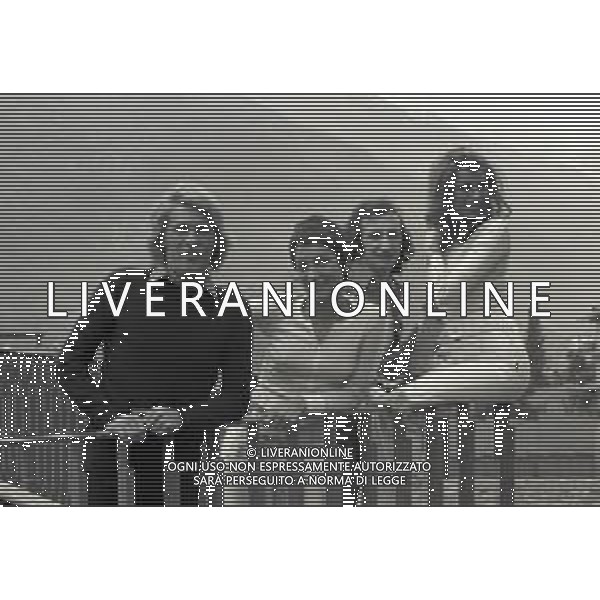 RETROSPETTIVA COMPLESSO I RICCHI E POVERI NELLA FOTO COMPLESSO MUSICALE DEI RICCHI E POVERI NELL\'ANNO 1971 AL FESTIVAL DI SAINT VINCENT Angelo Sotgiu, Franco Gatti, Angela Brambati e Marina Occhiena AG ALDO LIVERANI SAS